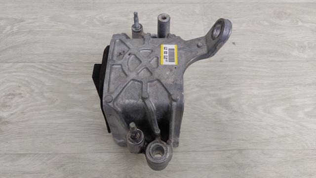 Подушка (опора) двигателя, левая 21830L1350 HYUNDAI
