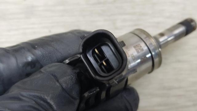 Форсунка дизельная в сборе 232092401001 TOYOTA