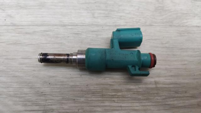 Клапанная форсунка 2320929165 TOYOTA
