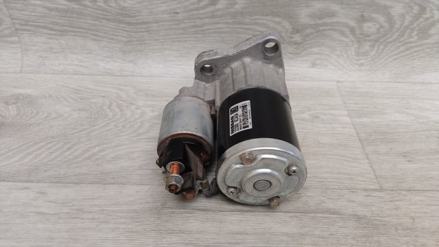 Стартер двигателя 233006CA0A NISSAN