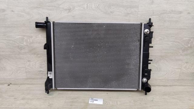 HYUNDAI 25310H8000 Радиатор охлаждения двигателя в наличии Львов