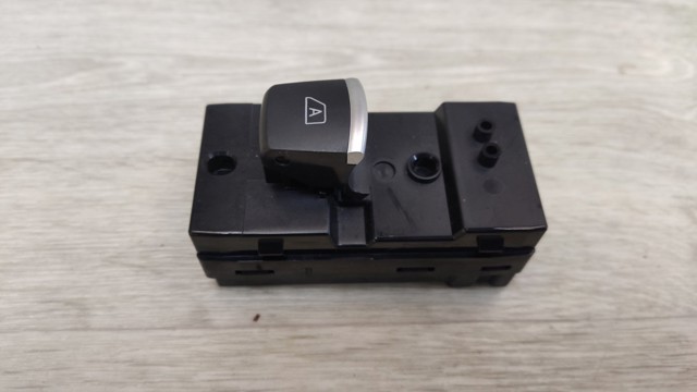NISSAN 254315NA0A Кнопка включения мотора стеклоподъемника задняя левая в наличии Житомир