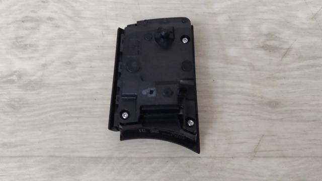 NISSAN 255506RF6B Блок кнопочных переключателей рулевого колеса в наличии Каменское
