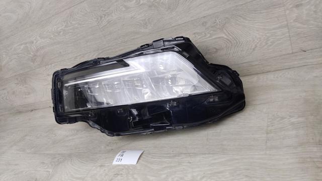 260106RR0A NISSAN Правая фара купить в Днепр