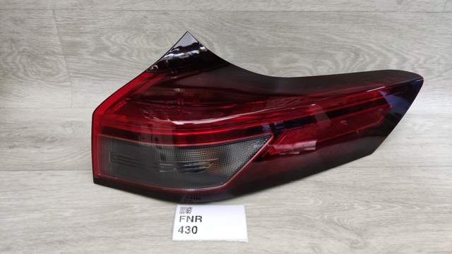 Фонарь задний правый, внешний 265506RR0A NISSAN