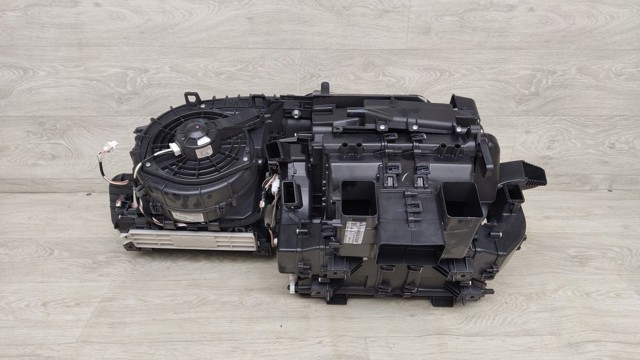 NISSAN 271105NA1A Корпус печки в сборе в наличии Черновцы