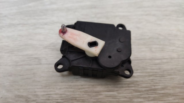 277306RF0A NISSAN купить в Полтава