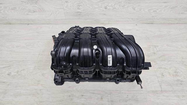 Коллектор впускной 283102S000 HYUNDAI