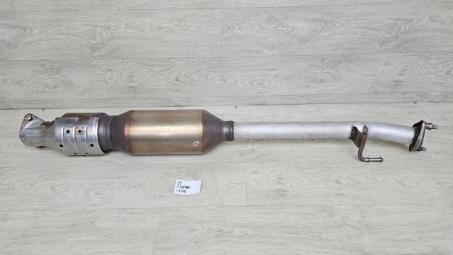 HYUNDAI 28600L0400 Центральная часть глушителя в наличии Житомир