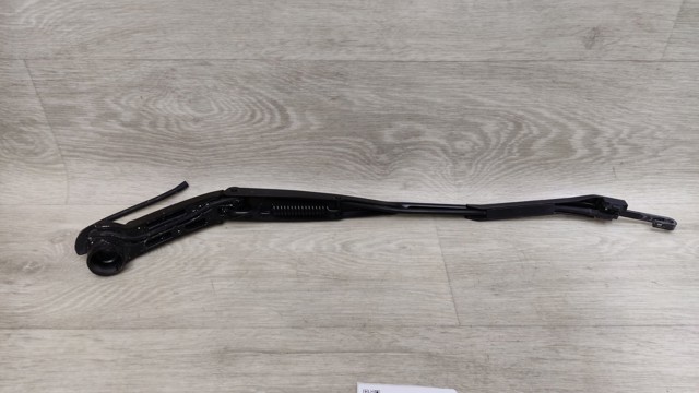NISSAN 288816RR0A Поводок стеклоочистителя в наличии Каменское