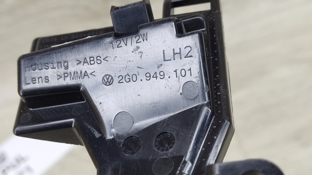 VAG 2G0949101 Указатель поворота зеркала левый в наличии Кривой Рог