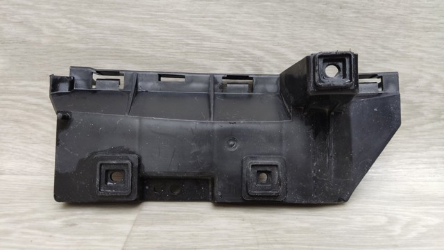 31265595 VOLVO Кронштейн бампера заднего правый купить в Черновцы