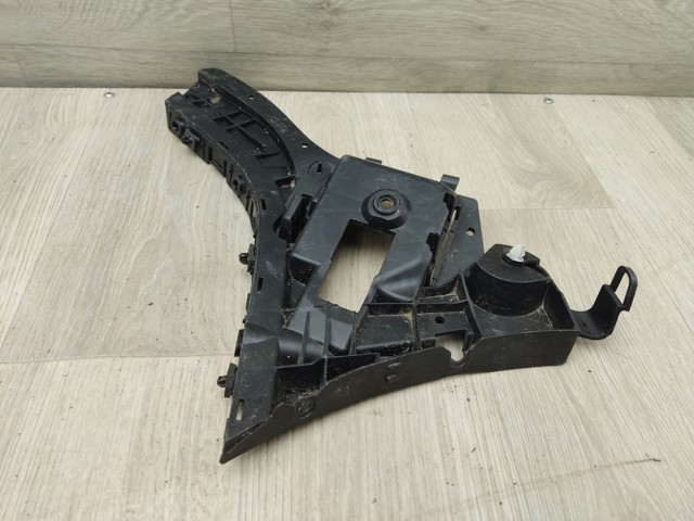 31323764 VOLVO Кронштейн бампера заднего внешний правый купить в Черкассы