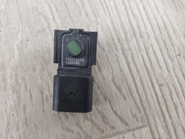 HYUNDAI 314352J000 Датчик давления топлива в наличии Ирпень