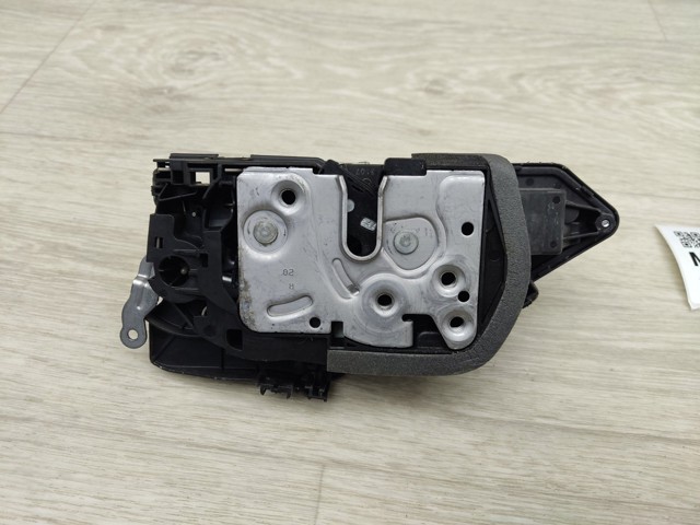 31440998 VOLVO Замок двери передней правой купить в Одесса