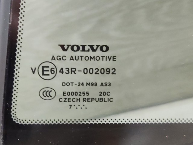 31651873 VOLVO Стекло-форточка двери задней левой купить в Хмельницкий