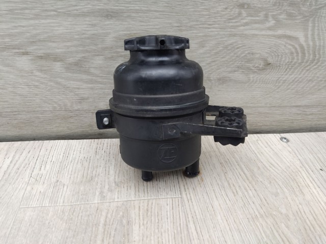 Бак масляный Бмв 5