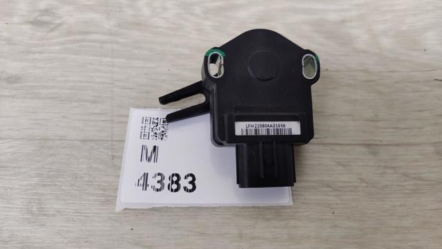 Ппривод тормозного крана 32800AT100 HYUNDAI