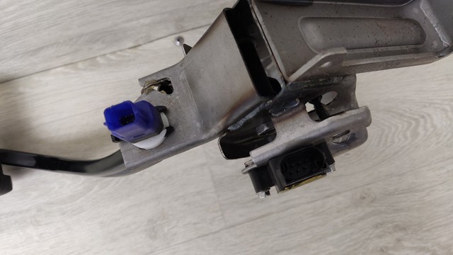 Педаль тормоза 32800GI100 HYUNDAI