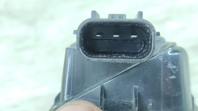 Кнопка привода замка задней 3/5 двери (ляды) 34100TBAA11 HONDA