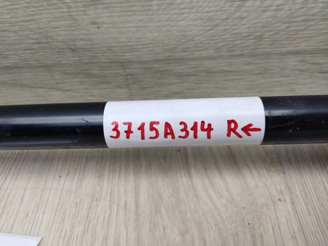 MITSUBISHI 3715A314 Полуось задняя правая в наличии Тернополь