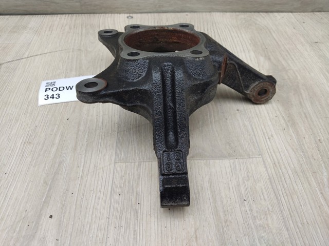 3870A198 MITSUBISHI Цапфа передняя правая купить в Ужгород