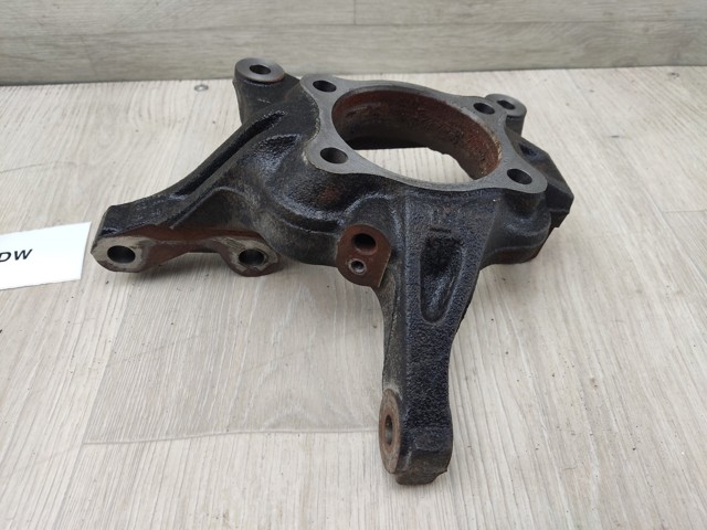 3870A198 MITSUBISHI Цапфа передняя правая купить в Хмельницкий