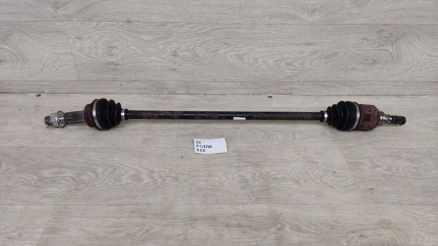 Полуось задняя, правая 396005NA0A NISSAN