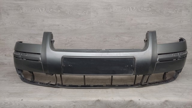 Бампер передний 3B0807217K VAG