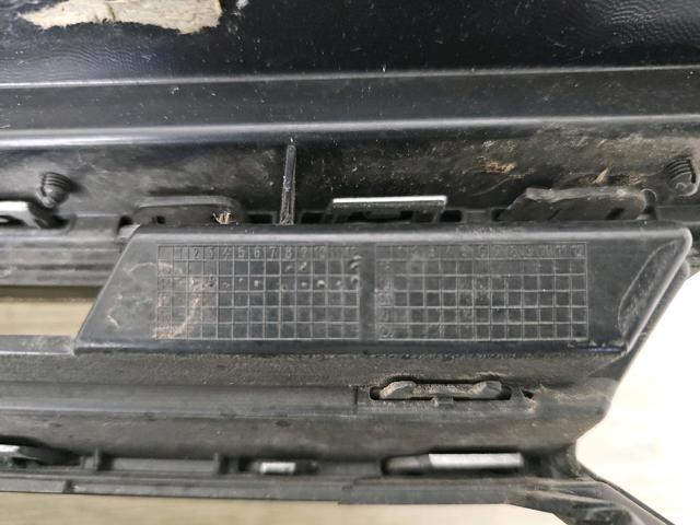 3G0853653 VAG Решетка радиатора купить в Запорожье