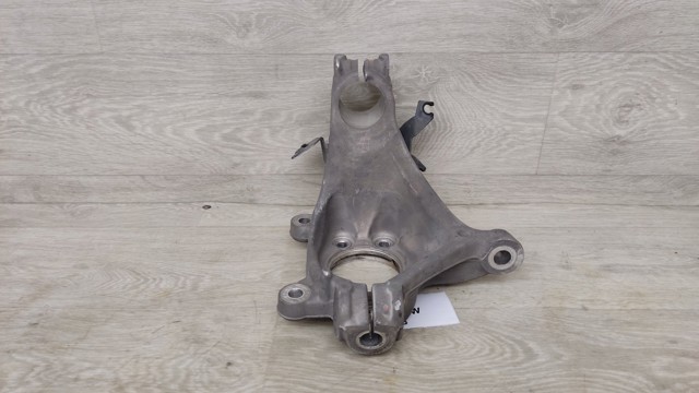 400146RR0A NISSAN Цапфа передняя правая купить в Днепр