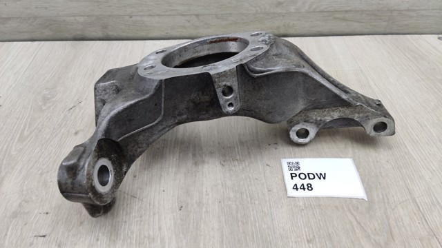 NISSAN 40015JA00A Цапфа передняя левая в наличии Кривой Рог