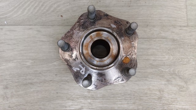 Ступица переднего колеса 402026RR0A NISSAN
