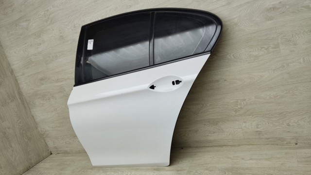 41007206113 BMW Дверь задняя левая купить в Черкассы