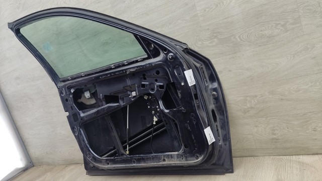 Передняя левая дверь 41517202339 BMW
