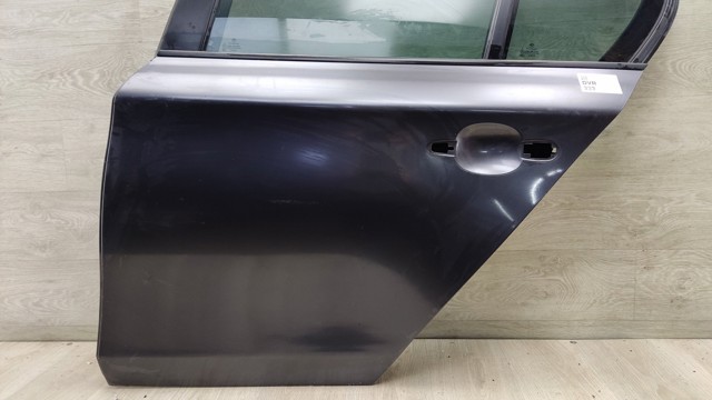 Дверь задняя 41527191017 BMW