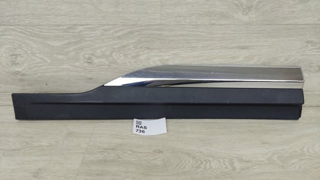 Молдинг двери задней правой 42542731 GM
