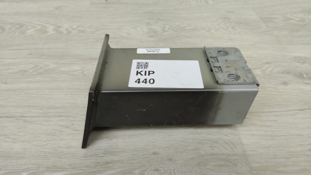 42551576 GM Кронштейн усилителя переднего бампера купить в Черновцы