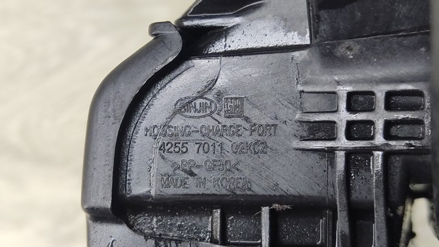 42557011 GM Лючок порта зарядки автомобиля купить в Николаев