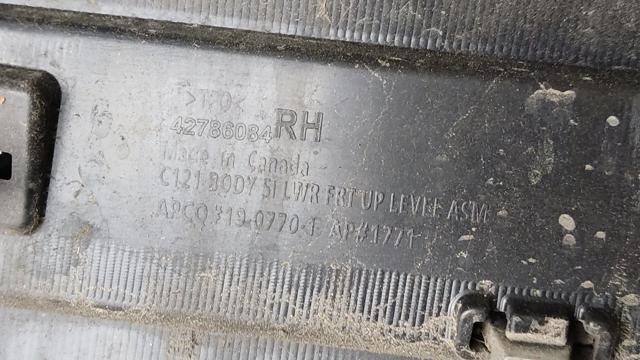 42786084 GM Молдинг двери передней правой купить в Одесса