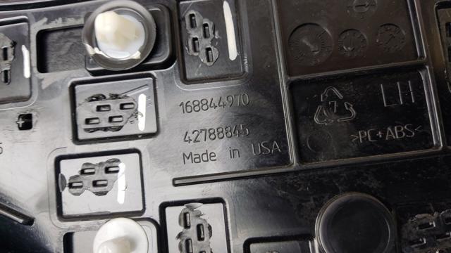 42831322 GM Накладка крыла заднего левого купить в Сумы