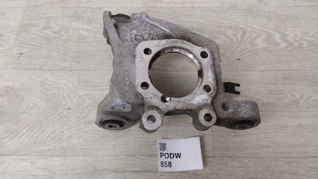 Кулак поворотный правый 430185NA0A NISSAN