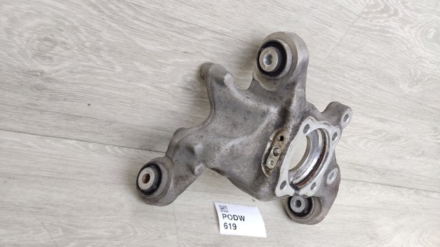 NISSAN 430195DE0A Цапфа задняя левая в наличии Чернигов