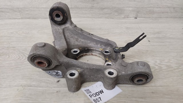NISSAN 430195NA0A Цапфа задняя левая в наличии Кривой Рог