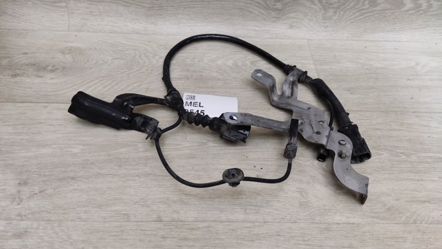 Датчик ABS задний левый 479A76RA0A NISSAN