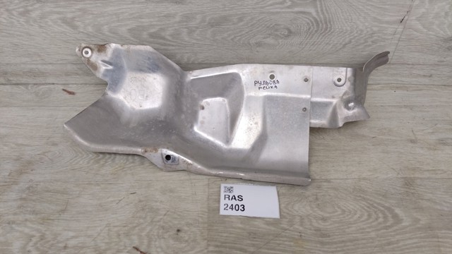 Защита (тепловой экран) рулевой рейки 483826RR1A NISSAN
