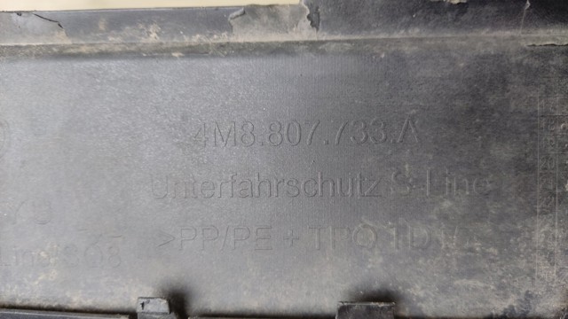4M8807733A VAG Защита бампера переднего купить в Николаев