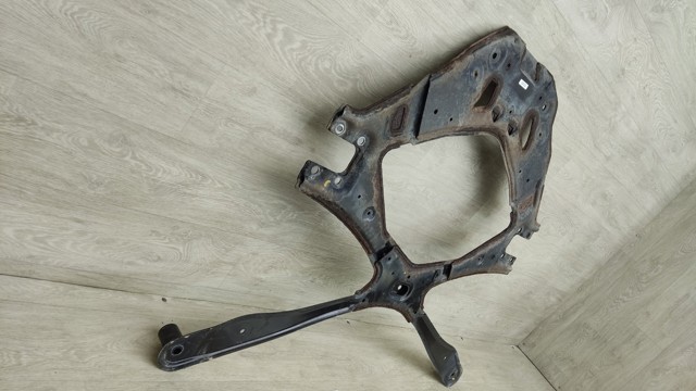 HONDA 50390TRTA00 Балка задней подвески (подрамник) верхний в наличии Каменское