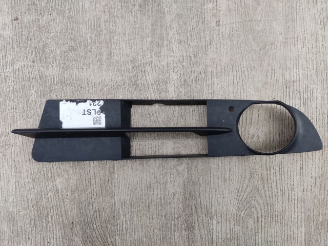 BMW 51117049243 Решетка бампера переднего левая в наличии Житомир