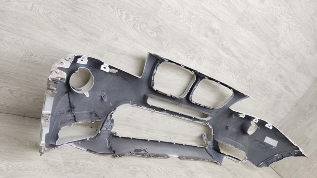 BMW 51117210440 Передний бампер в наличии Каменское
